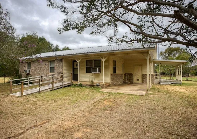 Photo 2 of Land for sale at 4233 An County Rd 163, Palestine, TX 75801 | MLS# 78613554 | Listing updated on 2026-09-09