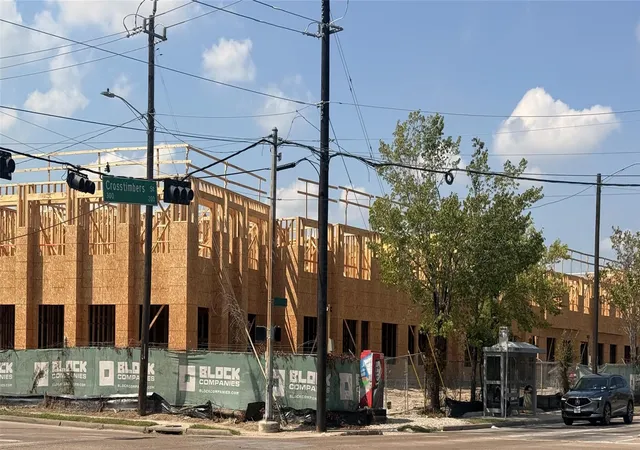 Photo 4 of Land for sale at 3812 Yale St, Houston, TX 77018 | MLS# 4436697 | Listing updated on 2026-08-31