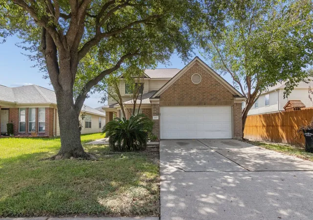 Photo 1 of Single family home for sale at 1919 Tomlinson Trl Dr, Houston, TX 77067 | MLS# 80347104 | Listing updated on 2026-10-08