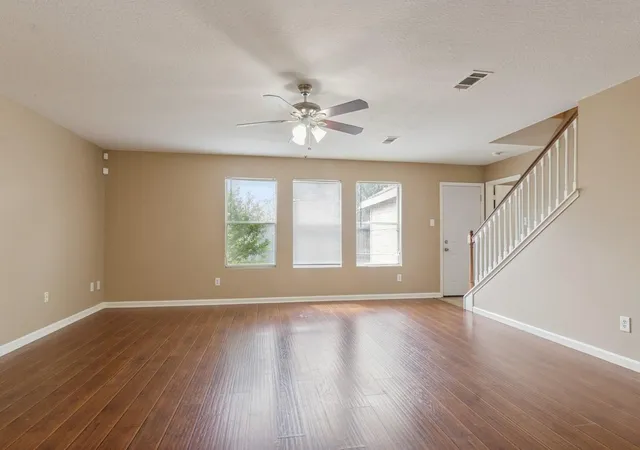 Photo 3 of Single family home for sale at 1919 Tomlinson Trl Dr, Houston, TX 77067 | MLS# 80347104 | Listing updated on 2026-10-08