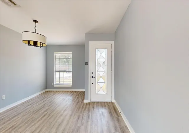 Photo 4 of Single family home for sale at 9907 Greencreek Dr, Houston, TX 77070 | MLS# 60252503 | Listing updated on 2026-08-31