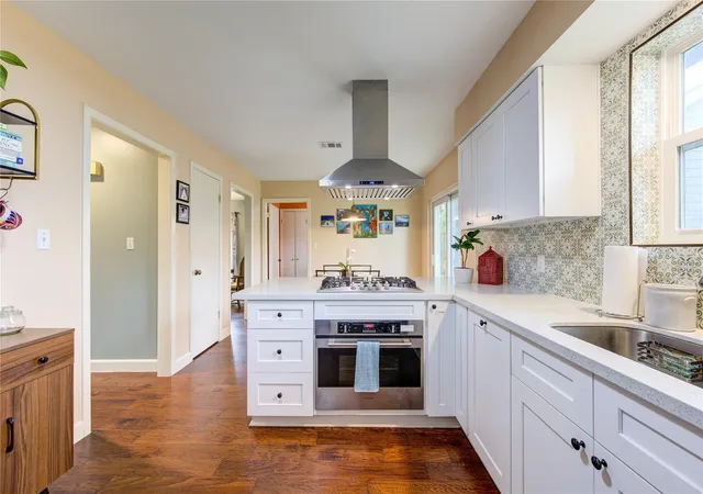 Photo 4 of Single family home for sale at 2258 Woodland Springs St, Houston, TX 77077 | MLS# 69634970 | Listing updated on 2026-10-08
