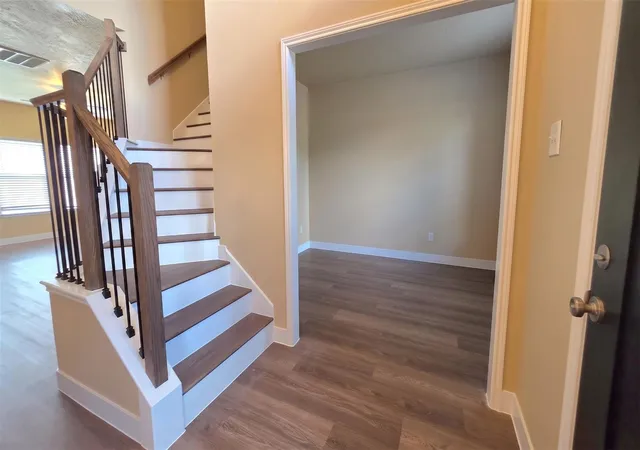 Photo 3 of Single family home for sale at 22907 Strathmere Ct, Katy, TX 77450 | MLS# 32949180 | Listing updated on 2026-09-09