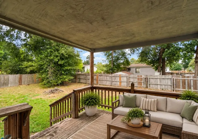 Photo 3 of Single family home for sale at 191 Aquarius Rd, Conroe, TX 77306 | MLS# 76301496 | Listing updated on 2026-10-07