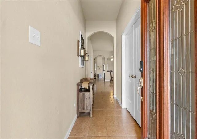 Photo 4 of Sale Pending at 3204 Granite Gate Ln, Dickinson, TX 77539 | MLS# 76112961 | Listing updated on 2026-10-03