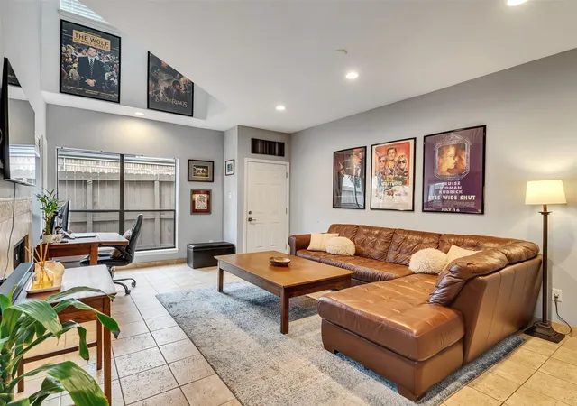 Condo for sale at 1829 Augusta Dr #10, Houston, TX 77057 | MLS# 83303281 | Listing updated on 2026-09-12