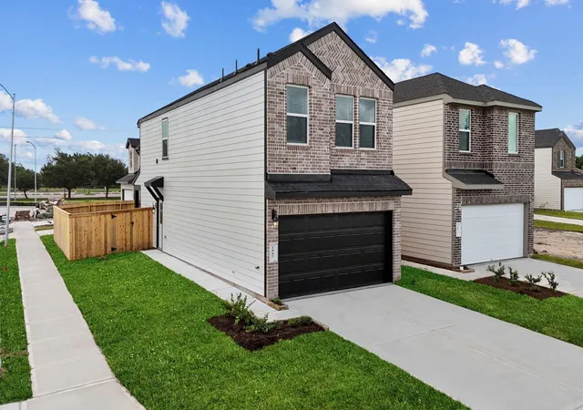 Photo 2 of Single family home for sale at 1710 Revolution Way, Missouri City, TX 77459 | MLS# 4578145 | Listing updated on 2026-09-03