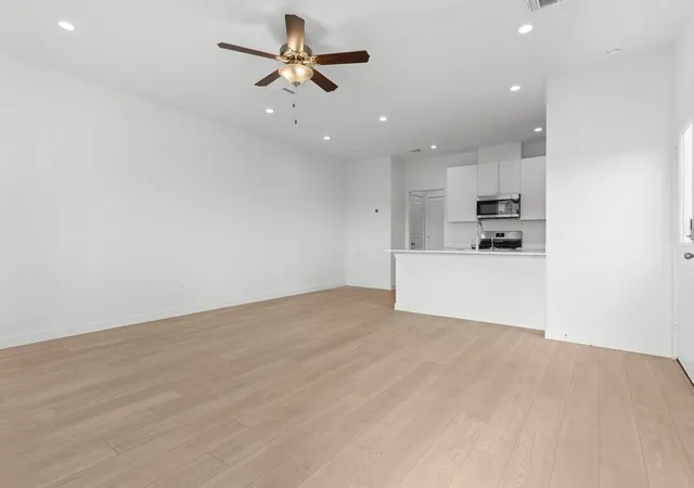 Photo 3 of Single family home for sale at 1710 Revolution Way, Missouri City, TX 77459 | MLS# 4578145 | Listing updated on 2026-09-03