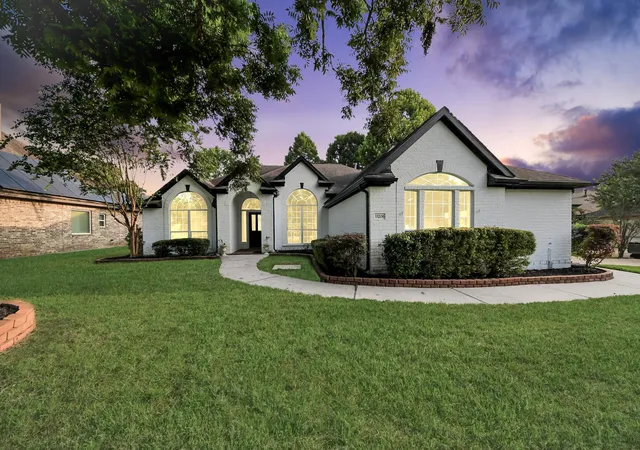 Photo 1 of Single family home for sale at 33206 Whitley Ct, Fulshear, TX 77441 | MLS# 61777264 | Listing updated on 2026-10-04
