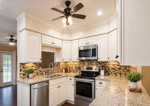 Photo 3 of Single family home for sale at 120 Bald Cypress Dr, Village Mills, TX 77663 | MLS# 91242181 | Listing updated on 2026-09-15