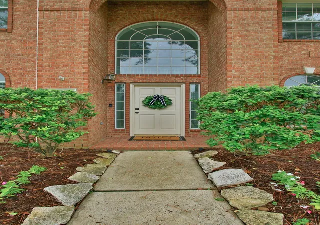 Photo 3 of Single family home for sale at 11711 Spring Path Ct, Tomball, TX 77377 | MLS# 34083566 | Listing updated on 2026-09-12