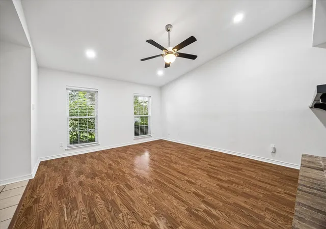 Photo 4 of Single family home for sale at 6830 Pickett Dr, Richmond, TX 77469 | MLS# 10471576 | Listing updated on 2026-09-15
