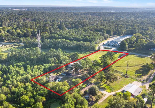 Photo 1 of Multi family home for sale at 32403 Dobbin Huffsmith Rd, Magnolia, TX 77354 | MLS# 83890640 | Listing updated on 2026-09-23