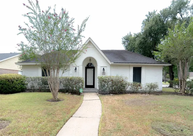 Photo 1 of Single family home for sale at 15931 Boulder Oaks Dr, Houston, TX 77084 | MLS# 26039091 | Listing updated on 2026-09-13
