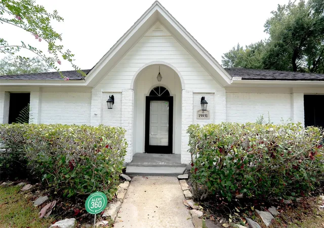 Photo 2 of Single family home for sale at 15931 Boulder Oaks Dr, Houston, TX 77084 | MLS# 26039091 | Listing updated on 2026-09-13