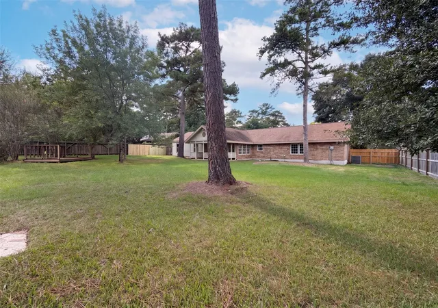 Photo 18 of Single family home for sale at 1119 Coe Rd, Pinehurst, TX 77362 | MLS# 72338087 | Listing updated on 2026-10-08