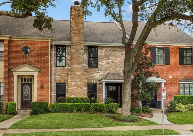 Photo 1 of Condo for sale at 604 Augusta Dr #604, Houston, TX 77057 | MLS# 42352081 | Listing updated on 2026-09-02