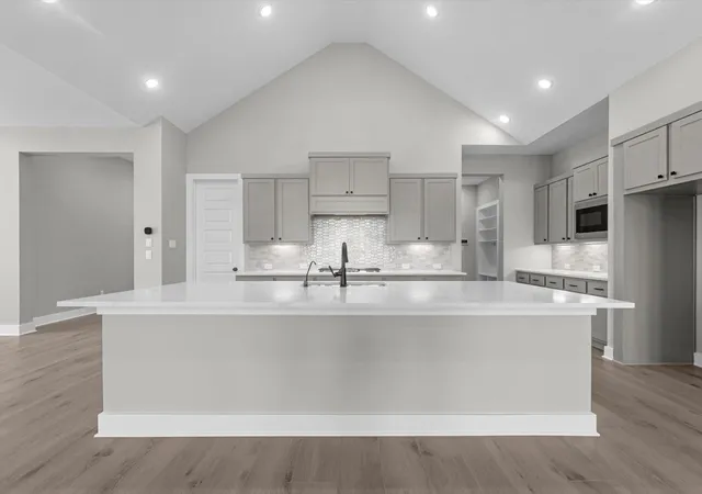 Photo 2 of Single family home for sale at 2627 Crown Ridge Dr, Missouri City, TX 77459 | MLS# 18357975 | Listing updated on 2026-09-22