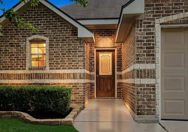 Photo 2 of Single family home for sale at 10912 Redbird, Conroe, TX 77385 | MLS# 27139325 | Listing updated on 2026-09-03