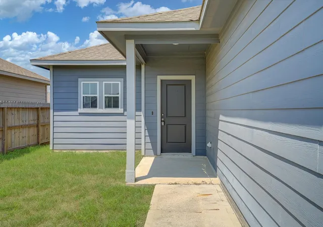 Photo 2 of Single family home for sale at 66 County Rd 5102c, Cleveland, TX 77327 | MLS# 85105500 | Listing updated on 2026-09-02
