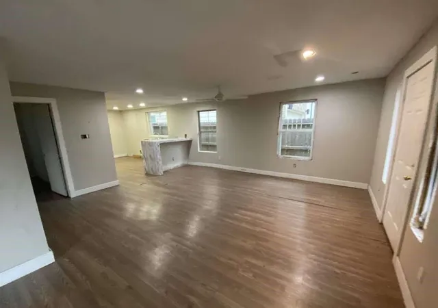 Photo 3 of Single family home for sale at 820 E 38th Street, Houston, TX 77022 | MLS# 84117749 | Listing updated on 2026-09-15