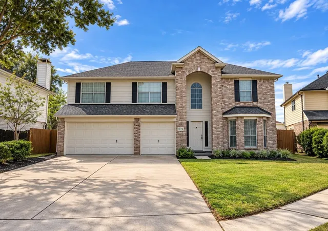 Photo 1 of Sale Pending at 1870 Courtside Pl Dr, Missouri City, TX 77489 | MLS# 68607349 | Listing updated on 2026-09-16