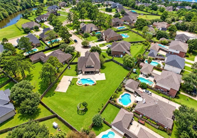 Photo 2 of Single family home for sale at 436 Old Orchard Ct, Dickinson, TX 77539 | MLS# 38192111 | Listing updated on 2026-09-17