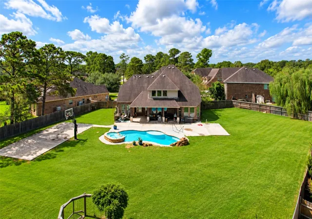 Photo 3 of Single family home for sale at 436 Old Orchard Ct, Dickinson, TX 77539 | MLS# 38192111 | Listing updated on 2026-09-17