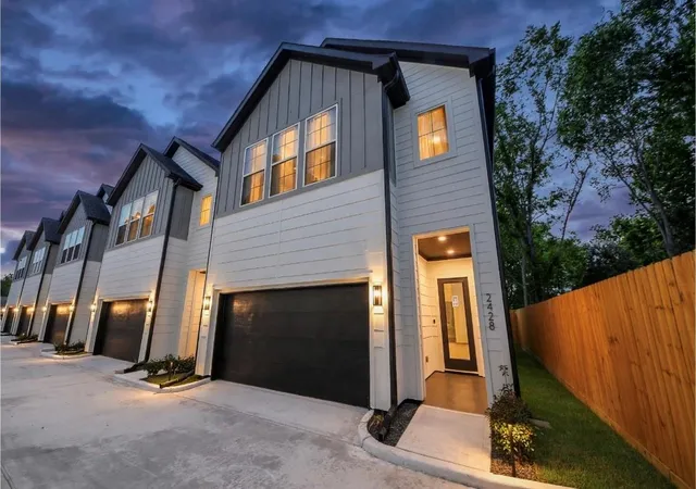 Photo 1 of Single family home for sale at 2428 Harrington St, Houston, TX 77026 | MLS# 50143778 | Listing updated on 2026-09-20