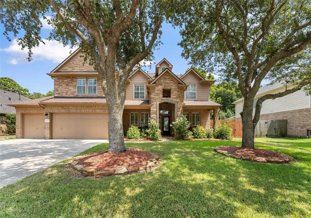 Photo 1 of Single family home for sale at 3007 Macoma Ave, Pearland, TX 77581 | MLS# 66601609 | Listing updated on 2026-09-16