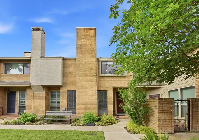 Photo 1 of Townhouse for sale at 12625 Memorial Dr #51, Houston, TX 77024 | MLS# 41306458 | Listing updated on 2026-09-24