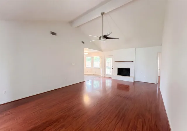 Photo 3 of Sale Pending at 2010 Redwood St, Kemah, TX 77565 | MLS# 22602704 | Listing updated on 2026-09-28