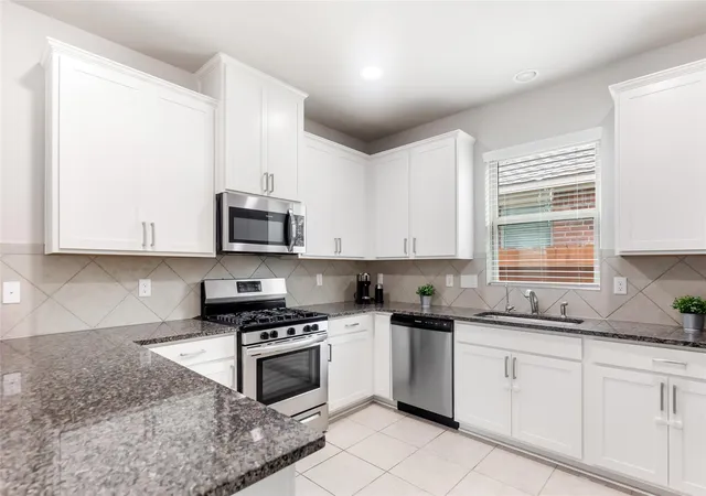 Photo 3 of Single family home for sale at 12923 Gallowhill Dr, Humble, TX 77346 | MLS# 56035266 | Listing updated on 2026-09-19