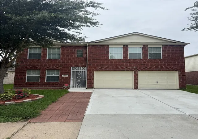 Photo 1 of Single family home for sale at 14927 Sugar Crystal Ct, Sugar Land, TX 77498 | MLS# 10858675 | Listing updated on 2026-09-12