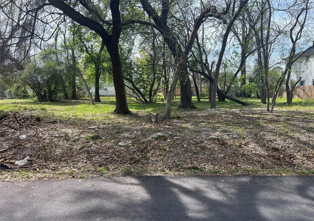 Photo 2 of Land for sale at 0 Utah St, Houston, TX 77091 | MLS# 77638260 | Listing updated on 2026-09-21