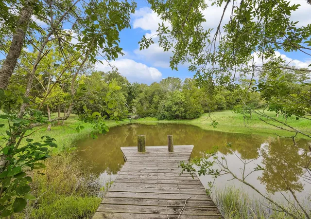 Photo 3 of Sale Pending at 2962 Pleasant Hl Ln, Chappell Hill, TX 77426 | MLS# 31409336 | Listing updated on 2026-09-13