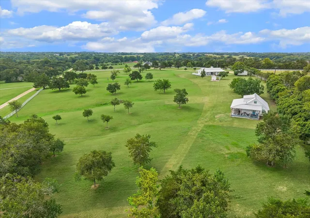 Photo 4 of Sale Pending at 2962 Pleasant Hl Ln, Chappell Hill, TX 77426 | MLS# 31409336 | Listing updated on 2026-09-13
