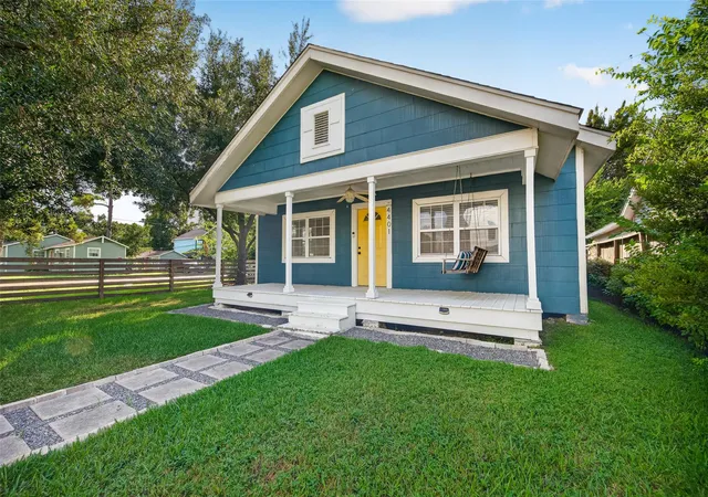 Photo 2 of Single family home for sale at 4401 Hain St, Houston, TX 77009 | MLS# 84308022 | Listing updated on 2026-10-05
