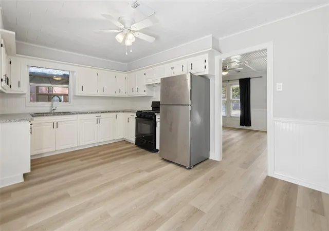 Photo 3 of Single family home for sale at 1203 Adams St, Baytown, TX 77520 | MLS# 81750394 | Listing updated on 2026-09-24