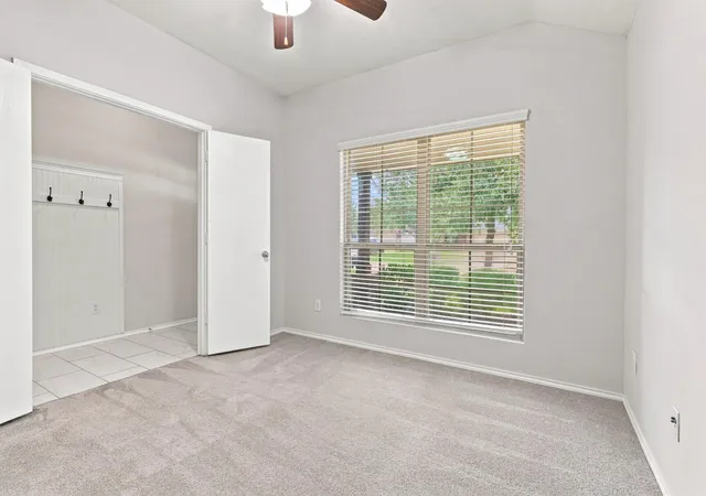 Photo 3 of Single family home for sale at 2913 Landing Edge Ln, Dickinson, TX 77539 | MLS# 36671312 | Listing updated on 2026-09-16