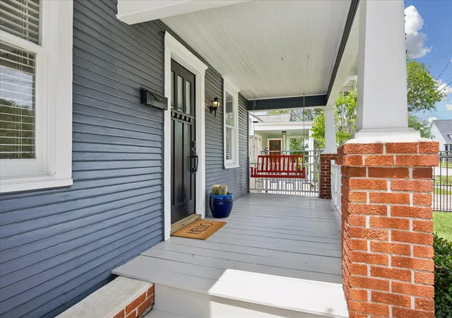 Photo 2 of Single family home for sale at 2231 Singleton St, Houston, TX 77008 | MLS# 19857765 | Listing updated on 2026-09-17