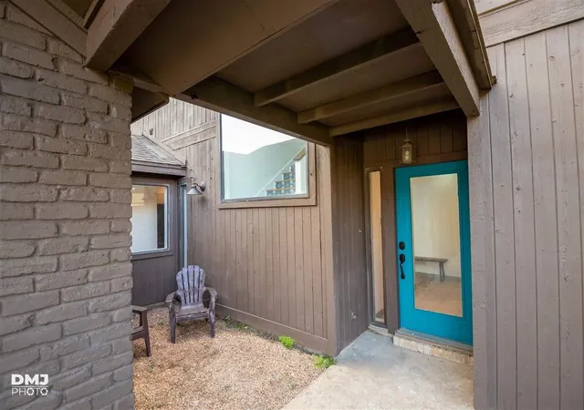 Photo 2 of Single family home for sale at 6770 Lexington Dr, Beaumont, TX 77706 | MLS# 64363473 | Listing updated on 2026-09-20