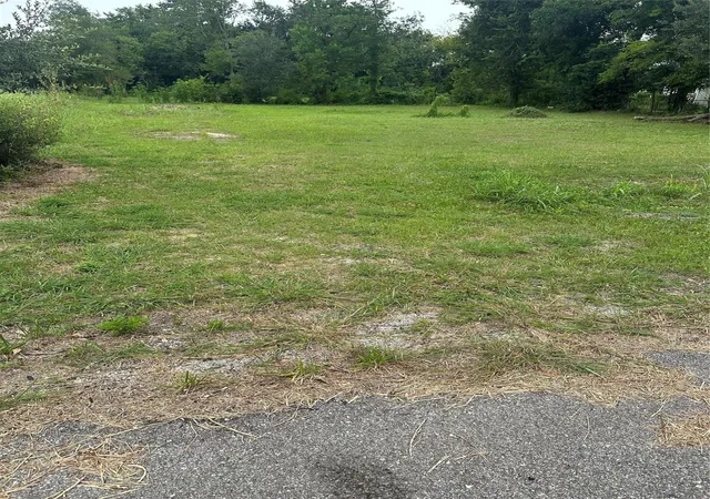 Photo 2 of Land for sale at 4419 Mayflower St, Houston, TX 77051 | MLS# 12140103 | Listing updated on 2026-09-22