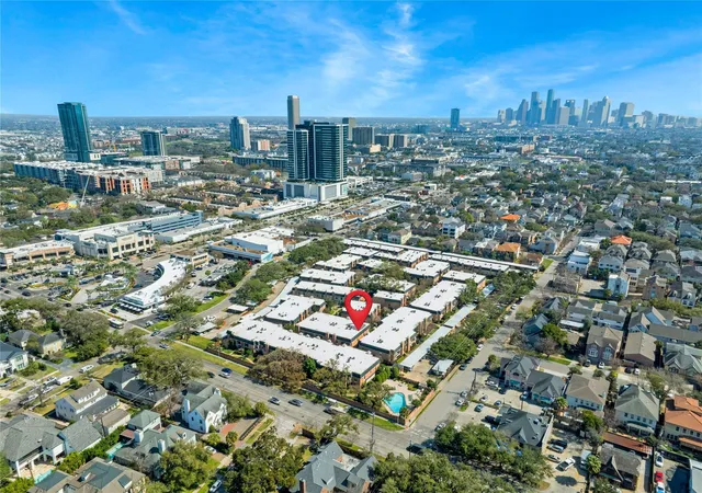 Photo 4 of Condo for sale at 1601 S Shepherd Dr #170, Houston, TX 77019 | MLS# 69831202 | Listing updated on 2026-09-09