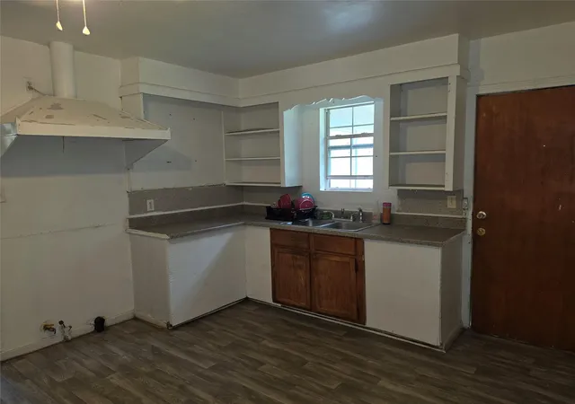Photo 3 of Single family home for sale at 505 Teague St, Navasota, TX 77868 | MLS# 94411432 | Listing updated on 2026-09-11