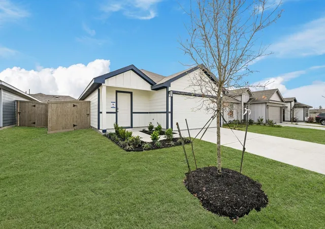 Photo 2 of Single family home for sale at 14617 Ivy Floral Way, Splendora, TX 77372 | MLS# 64508194 | Listing updated on 2026-09-17
