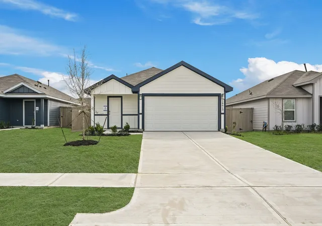 Photo 3 of Single family home for sale at 14617 Ivy Floral Way, Splendora, TX 77372 | MLS# 64508194 | Listing updated on 2026-09-17