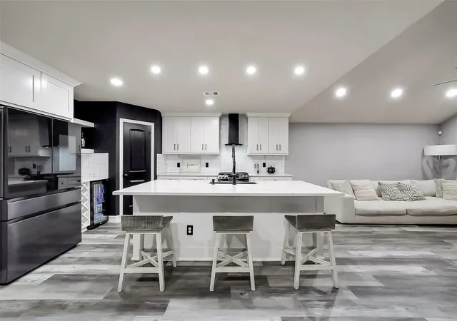 Photo 4 of Single family home for sale at 16610 Green Feather Dr, Houston, TX 77049 | MLS# 30533701 | Listing updated on 2026-09-16