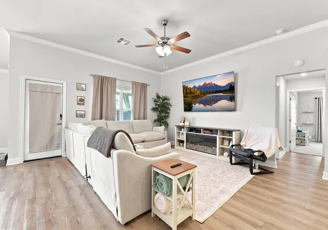 Photo 4 of Single family home for sale at 40132 Spyglass Hl Dr, Cleveland, TX 77327 | MLS# 92670494 | Listing updated on 2026-09-12