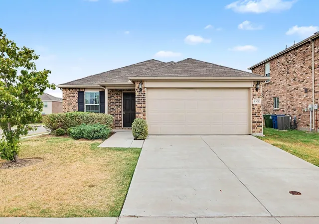 Photo 2 of Single family home for sale at 1301 Waggoner Dr, Cross Roads, TX 76227 | MLS# 42310367 | Listing updated on 2026-10-08